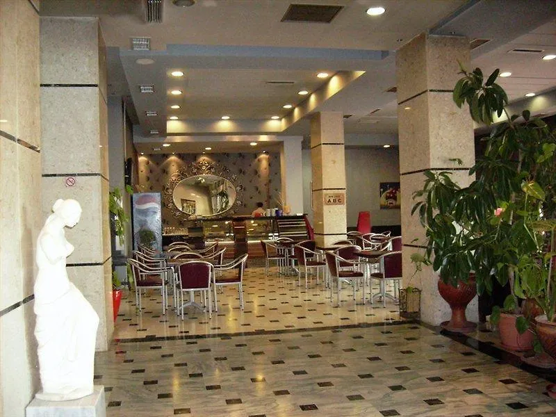 Grand Palace Hotel Korce