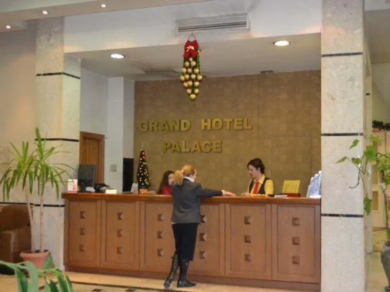 Grand Palace Hotel Korça