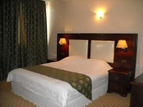 ***  Grand Palace Hotel Korça Albanien
