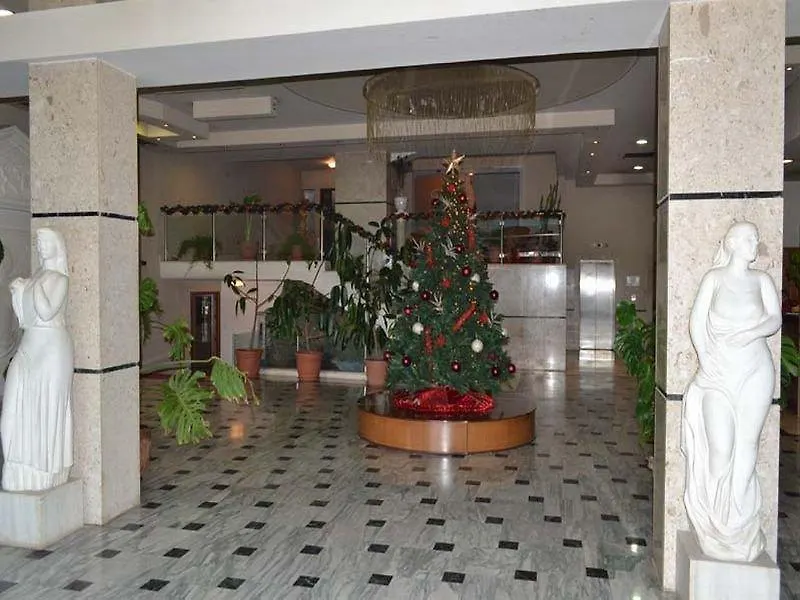 Grand Palace Hotel Korça